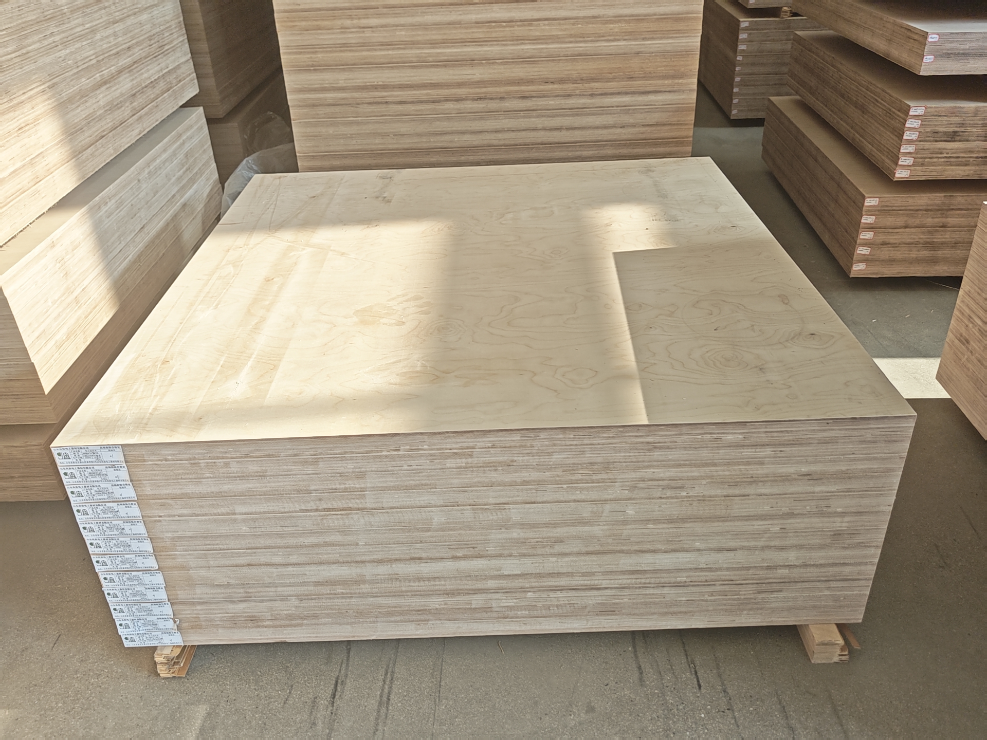 Electrical laminated wood boards